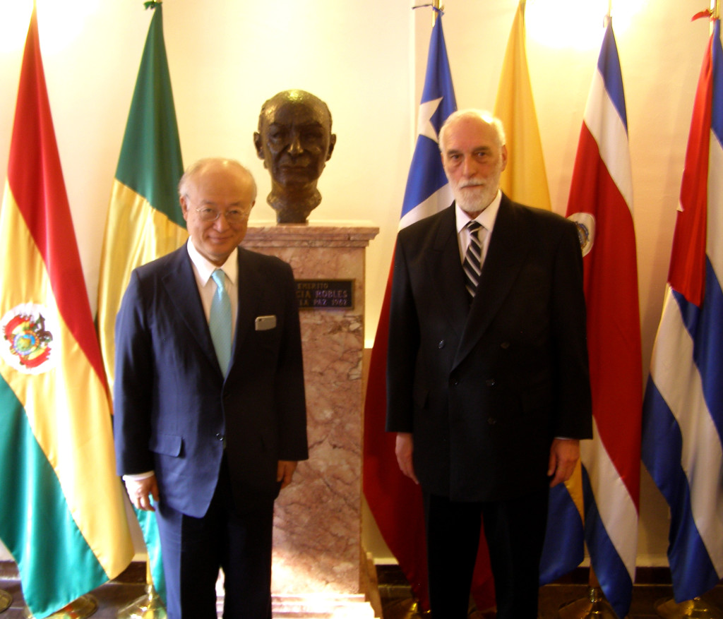 Mr. Yukiya Amano, Director General of the IAEA (left) and Amb. Luiz Filipe de Macedo Soares, Secretary General of OPANAL